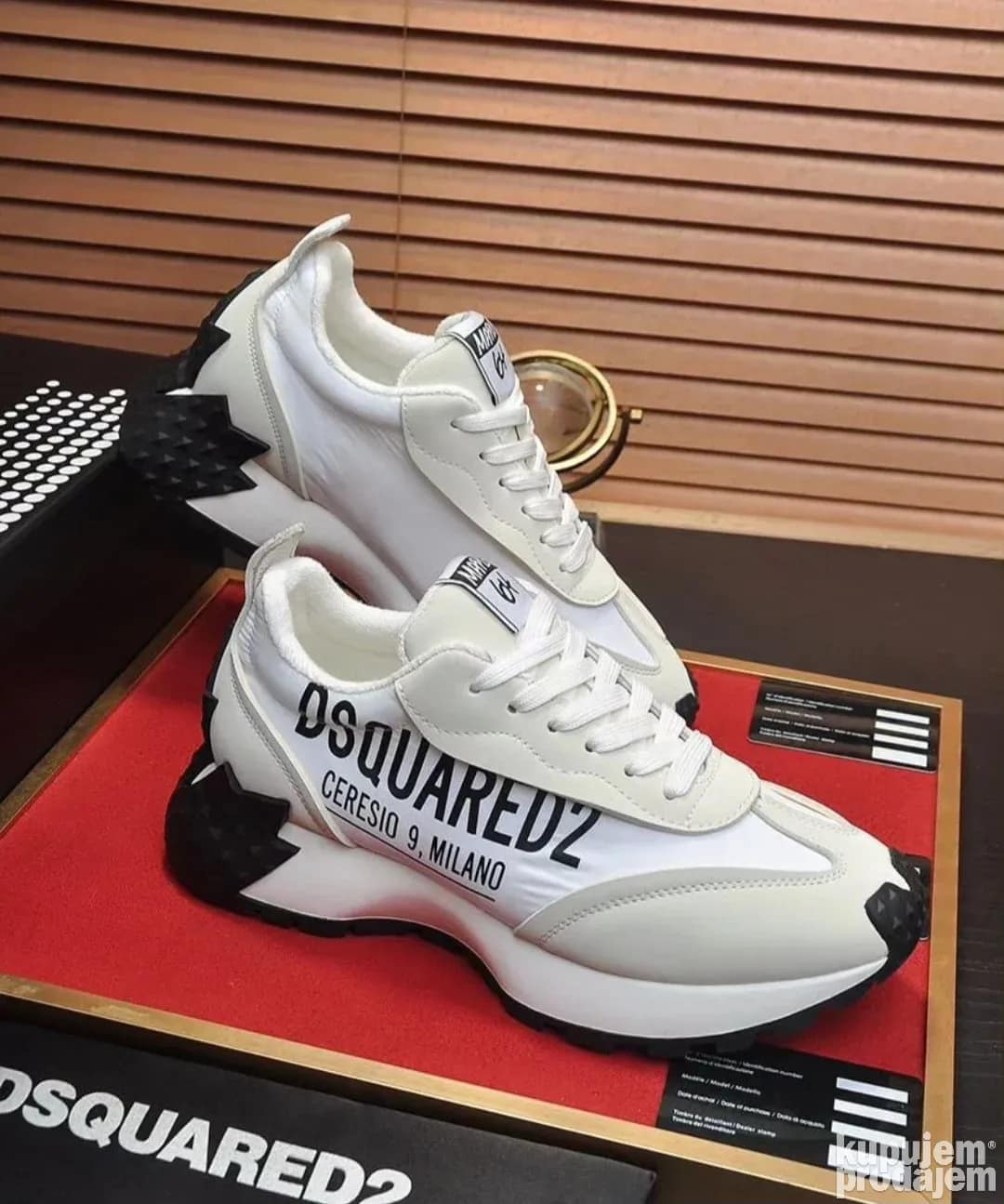 DSQUARED2